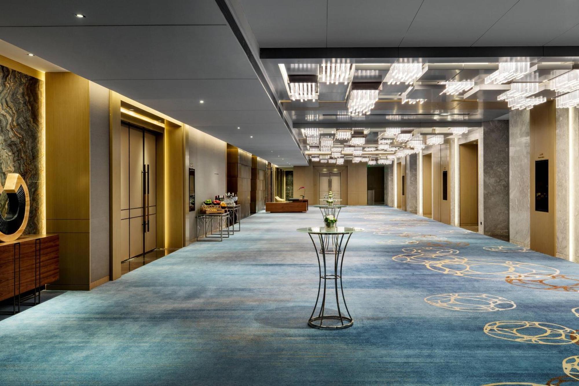 คอร์ตยาร์ด ซุนเตอ หลงเจียง Hotel ซุ่นเต๋อ ภายนอก รูปภาพ